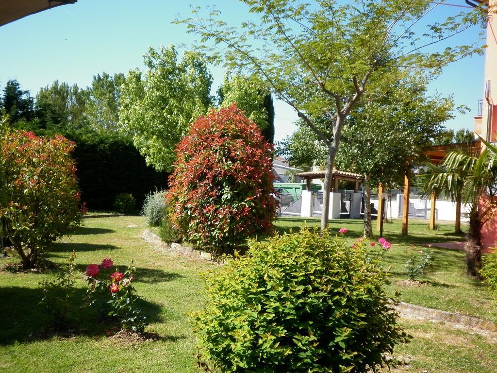 Villa Jolanda Fratte Rosa Phòng bức ảnh